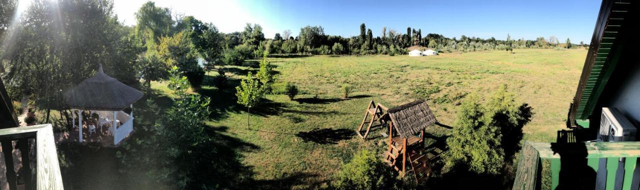 Antal-Tavi Fogado Es Horgaszparadicsom Szentes Εξωτερικό φωτογραφία